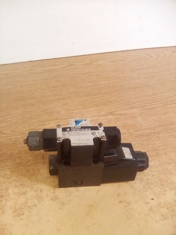 Daikin KSO-G02-2BA-20-E Solenoid Control Valve