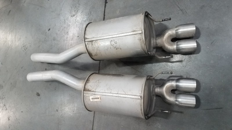 2011 Chevy Corvette C6 Exhaust Muffler / Tips / Pipes #1055 V8