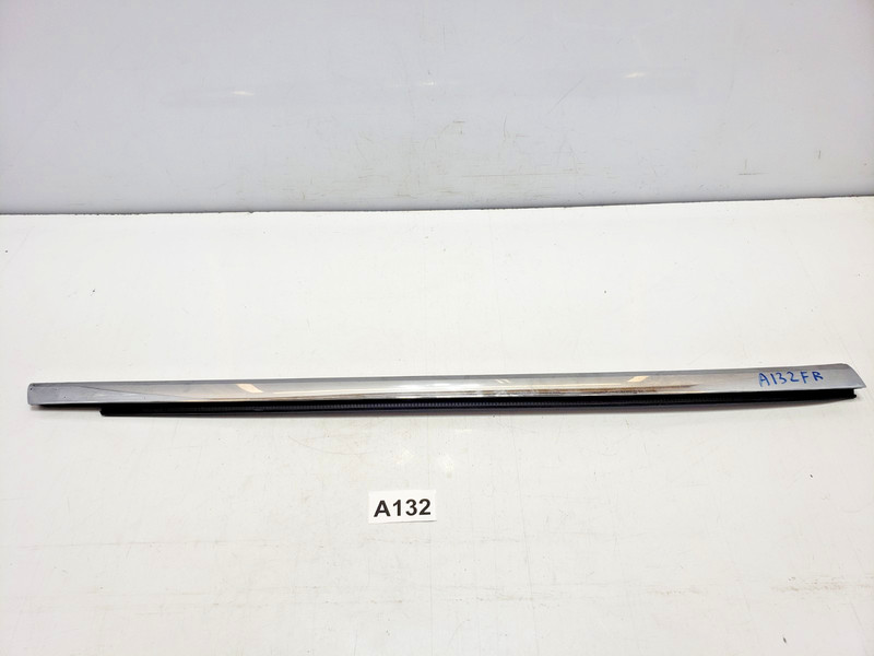 ✅ 12-20 OEM Tesla Model S Front Right Passenger Exterior Chrome Belt Molding