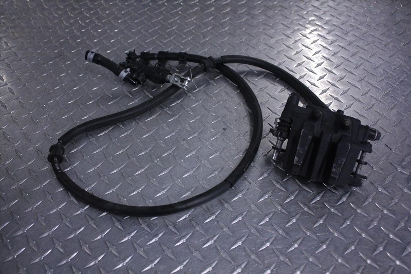 08 KAWASAKI VULCAN VN 900 D REAR BRAKE CALIPER MASTER CYLINDER W/HOSE OEM VN900