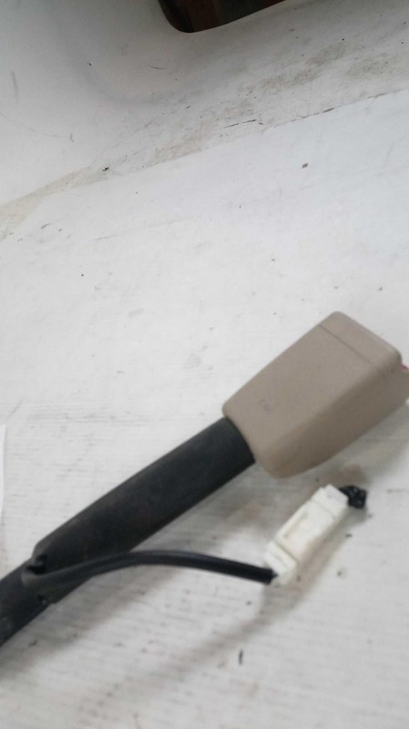 2013 Nissan Quest OEM Blue Seat Belt 4DR, Used, 150K Miles, Warranty 6 Months