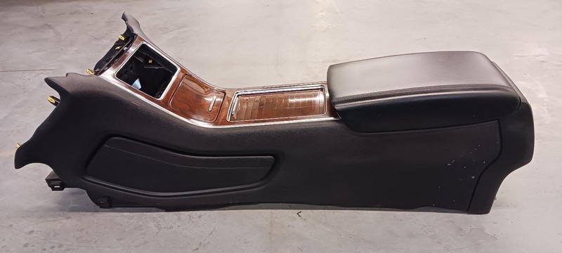 17-'20 LINCOLN CONTINENTAL Front floor Console floor leather armrest OEM