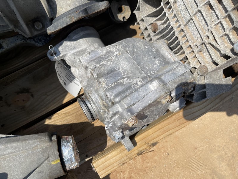 2014-2019 INFINITI Q50 3.7L FRONT AXLE DIFF DIFFERENTIAL CARRIER 3.6 RATIO OEM