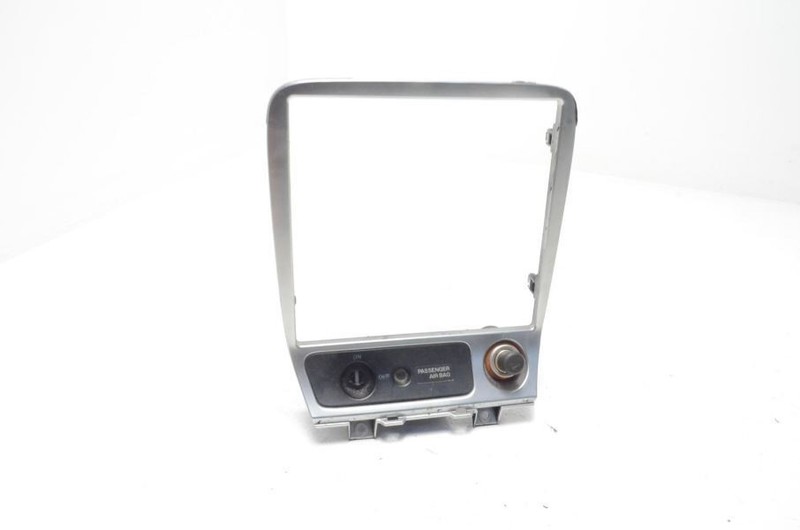 1999-2005 MAZDA MX-5 MIATA 1.8 NB SILVER RADIO BEZEL WITH LIGHTER
