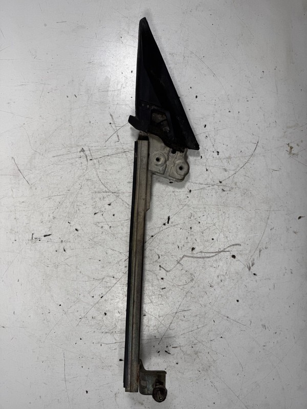 00-09 Honda S2000 Left Window Front Sash Channel 72280-S2A-023 OEM