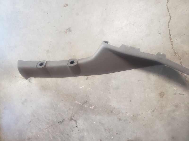 2007 Chevy Express Van Passenger Right A Pillar Trim Windshield Post Panel Oem