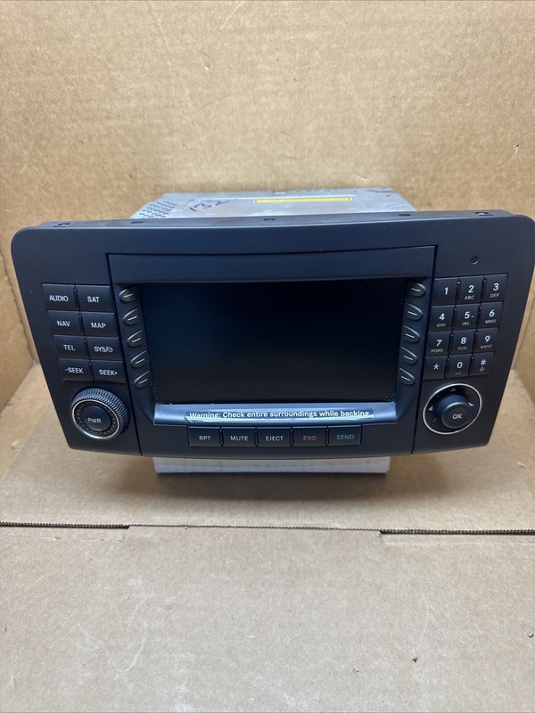 06-2008 Mercedes ML550 GL450 Head Unit Command Navigation Radio A 164 870 39 89