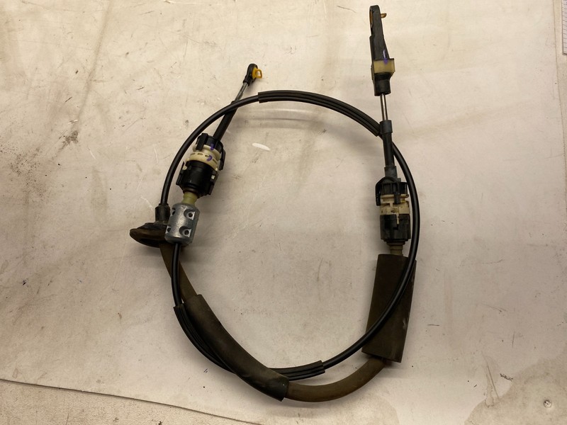 2013-2017 BUICK ENCLAVE AUTOMATIC TRANSMISSION GEAR SHIFT SHIFTER CABLE OEM
