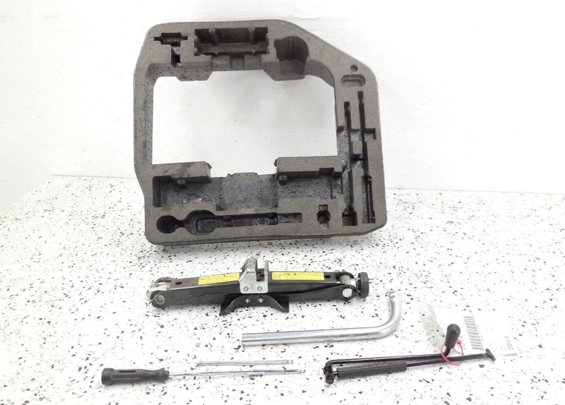 2012 12 Audi S5 Coupe Emergency Spare Tire Jack & Tool Kit W/ Housing OEM