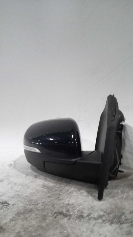 Used Right Door Mirror fits: 2017 Ford Edge Power body color cap approach lamps
