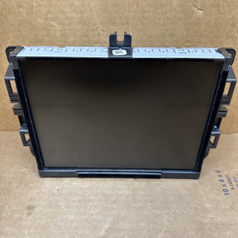 2014-2018 Jeep Cherokee VP4 NA Radio 8.4 Display Screen OEM 68211955AG