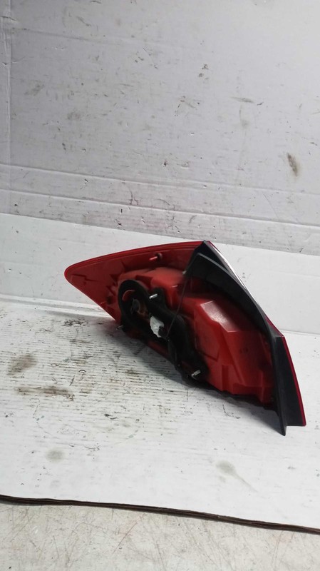 2015 INFINITI Q40 Right Tail Light Assembly Black OEM Used 124K Miles
