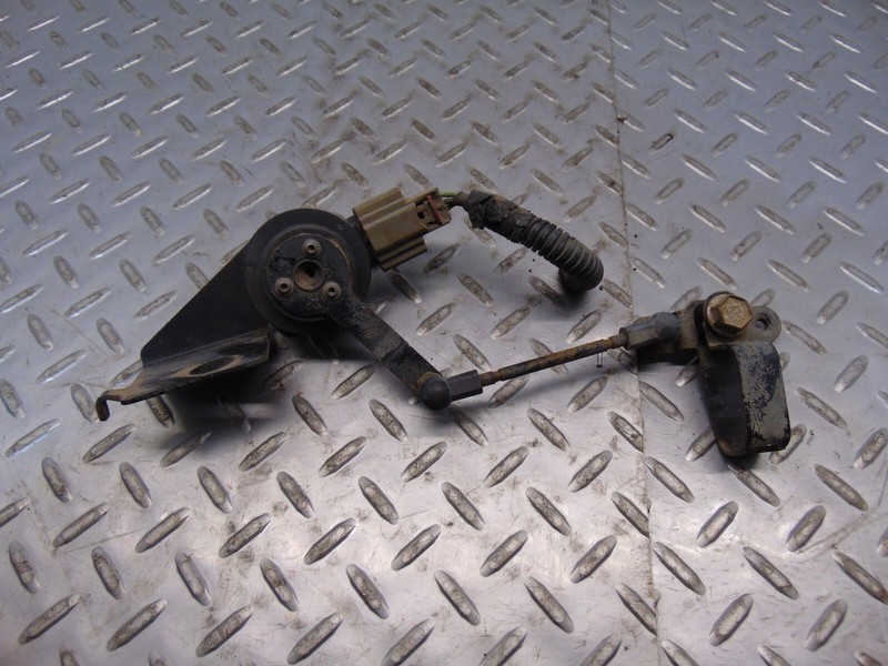 2015 - 2020 CHEVROLET SUBURBAN REAR LEFT SUSPENSION LEVEL SENSOR OEM
