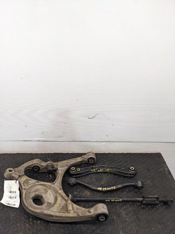 2011- 2022 JEEP GRAND CHEROKEE WK REAR RIGHT SUSPENSION CONTROL ARM SET1186770