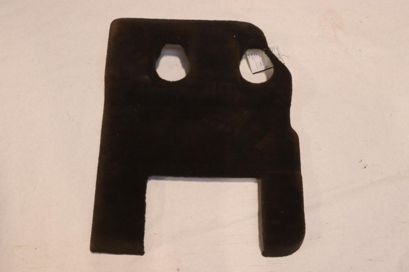 2007-2014 GMC YUKON REAR LEFT 2ND ROW SEAT FRAME COVER CARPET TRIM LINER OEM