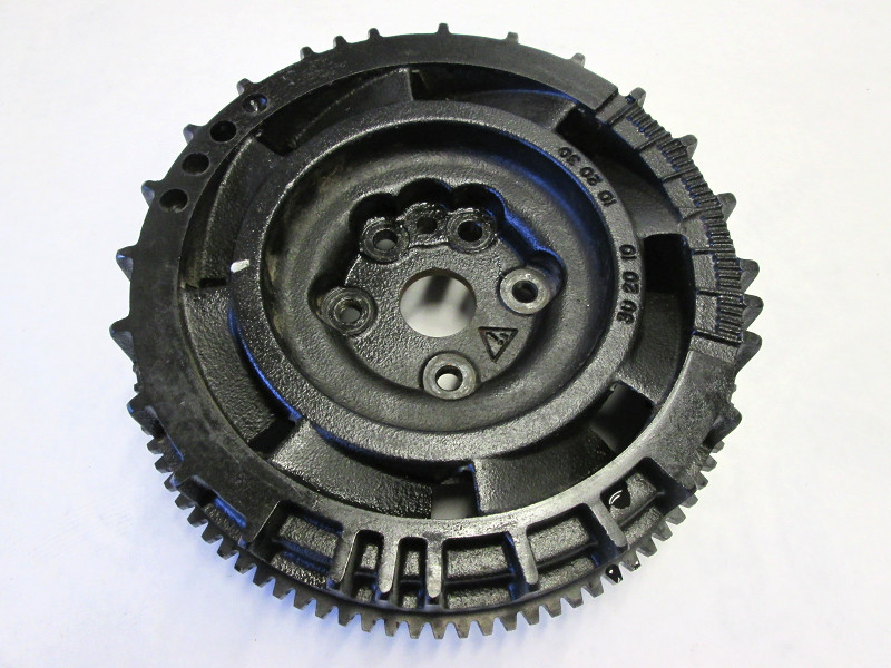 586338 Evinrude Johnson Outboard Flywheel 90-175 Hp 1998-00