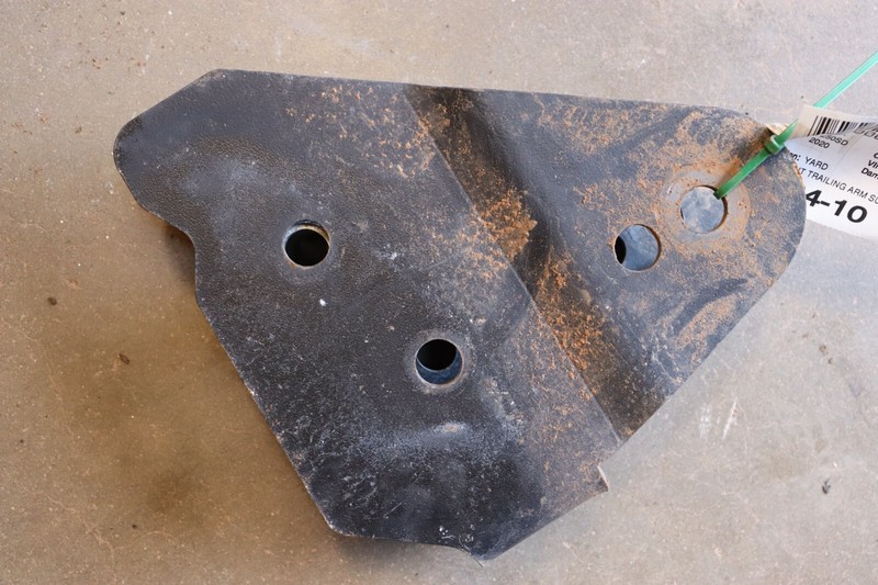 2017-2019 FORD F250 SD CREW 4WD FRONT LEFT SIDE TRAILING ARM SUPPORT BRACKET OEM