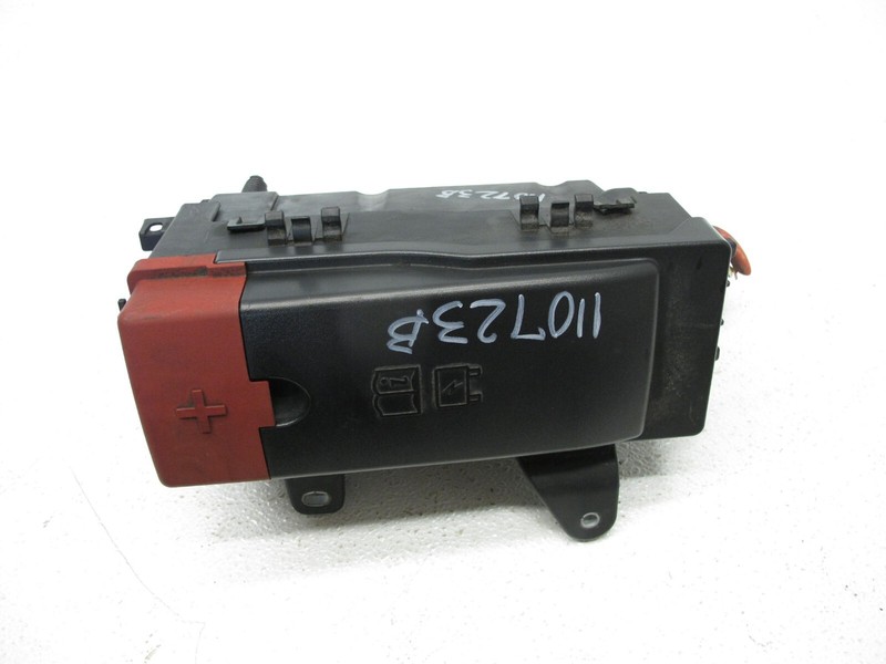 16-19 JAGUAR X260 XF 17-19 XE ENGINE FUSE BOX RELAY JUNCTION MODULE OEM 110723B