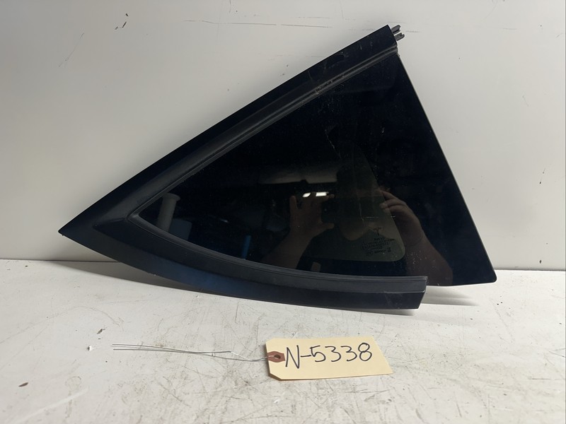 2020-23 TESLA MODEL Y REAR RIGHT PASSENGER RH SIDE QUARTER GLASS WINDOW 5338 B65