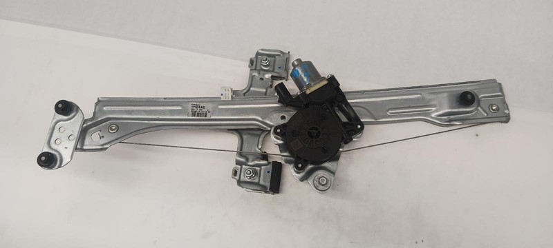 24 CHEVROLET TRAX Left driver front Window Regulator w/motor OEM 1 Year Wnty!