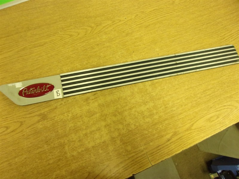 Peterbilt S60-1368R Paccar 579 Door Sill Plate Assembly "B" *FREE SHIPPING*