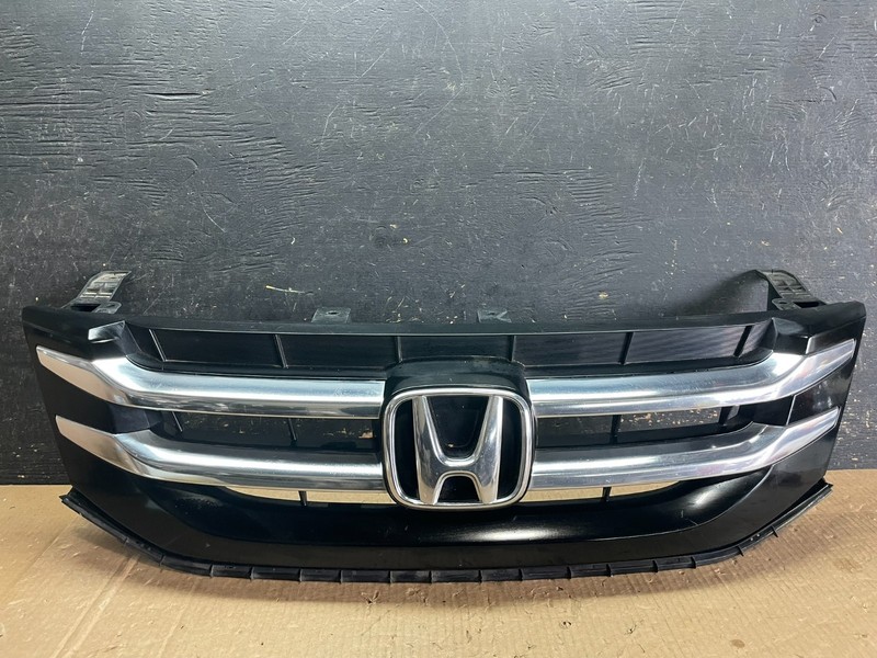 2014 to 2017 Honda Odyssey Front Upper Grille Grill Chrome Oem AB3203 DG
