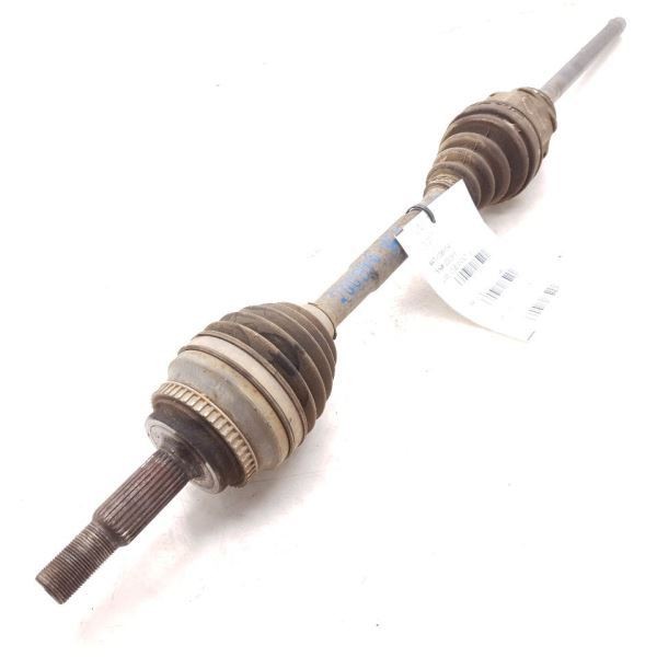 01-07 TOYOTA HIGHLANDER V6 4WD AT PASSENGER SIDE FRONT AXLE SHAFT