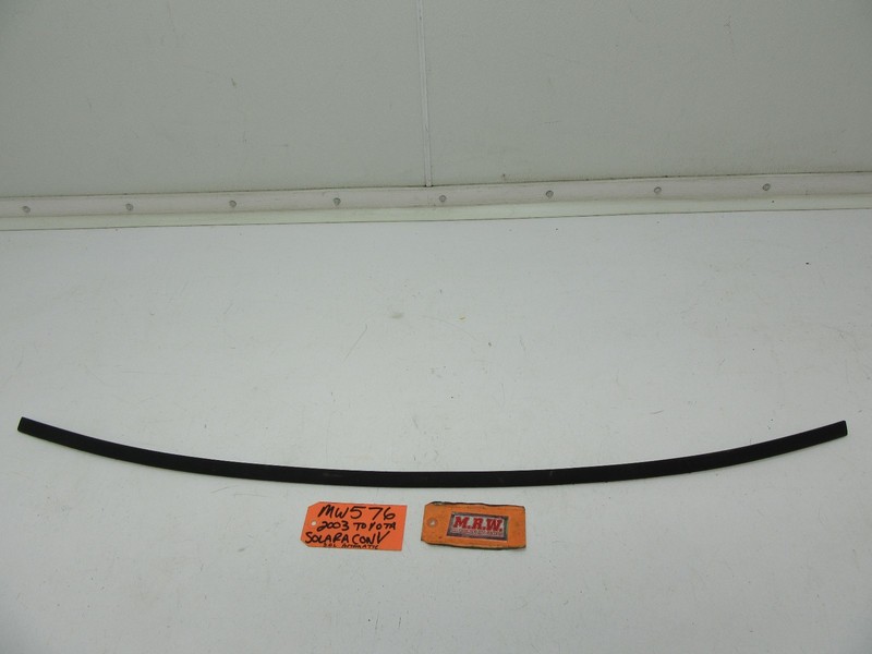 WINDSHIELD MOLDING TOP FRONT BLACK METAL TRIM for TOYOTA SOLARA CONVERTIBLE 00-3