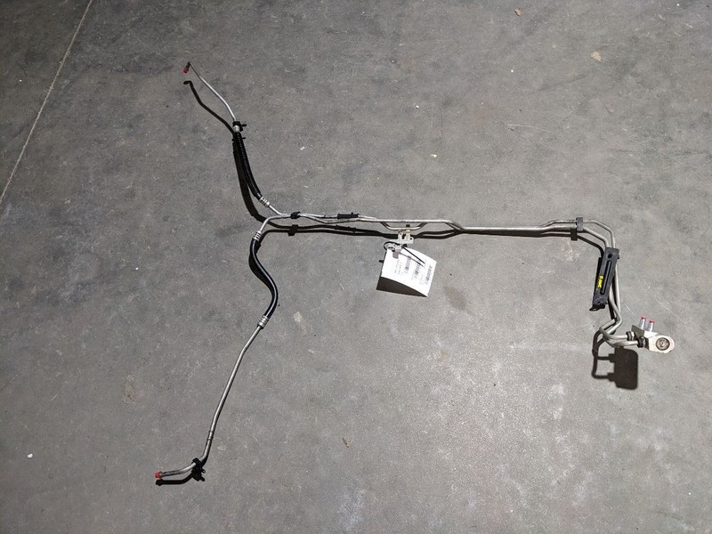 2014 - 2021 GMC SIERRA 1500 ENGINE OIL COOLER HOSE TUBE PIPE LINE OEM 1182428