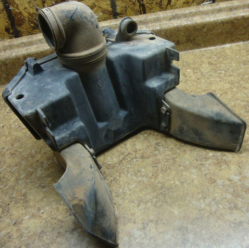 1988 Honda Fourtrax TRX200 TRX 200 SX TRX200SX Air Duct Housing Manifold Inlet