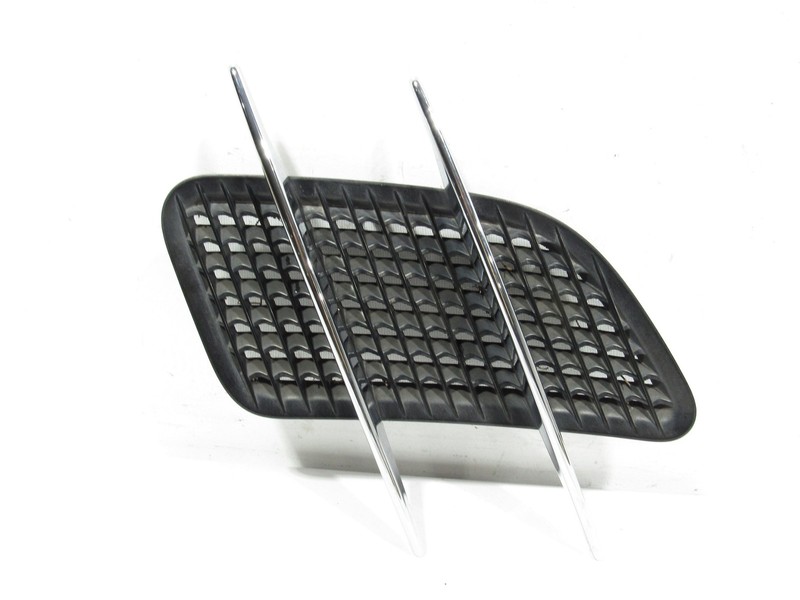 13-19 Mercedes SL550 R231 2013 Front Right Hood Bonnet Air Vent Grille ;