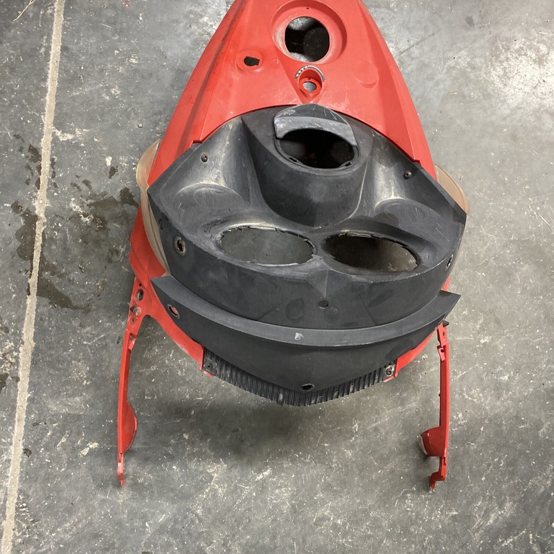 2006 Ski Doo MXZ 800 REV Adrenaline Gas Tank Cover Center Console summit red 2