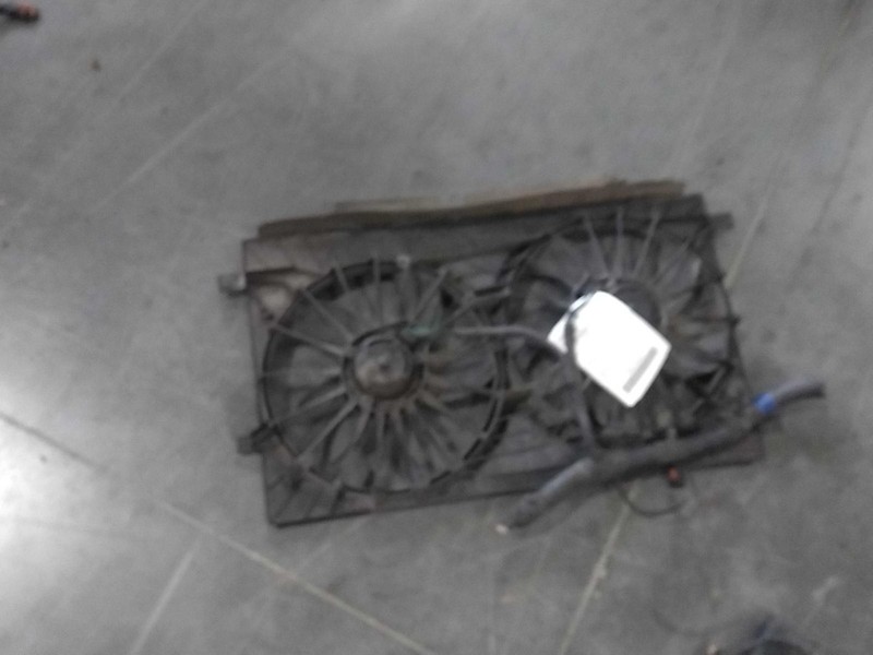 2010 Dodge Caliber Engine Cooling Fan Motor OEM 68031871AA 187K Miles Green
