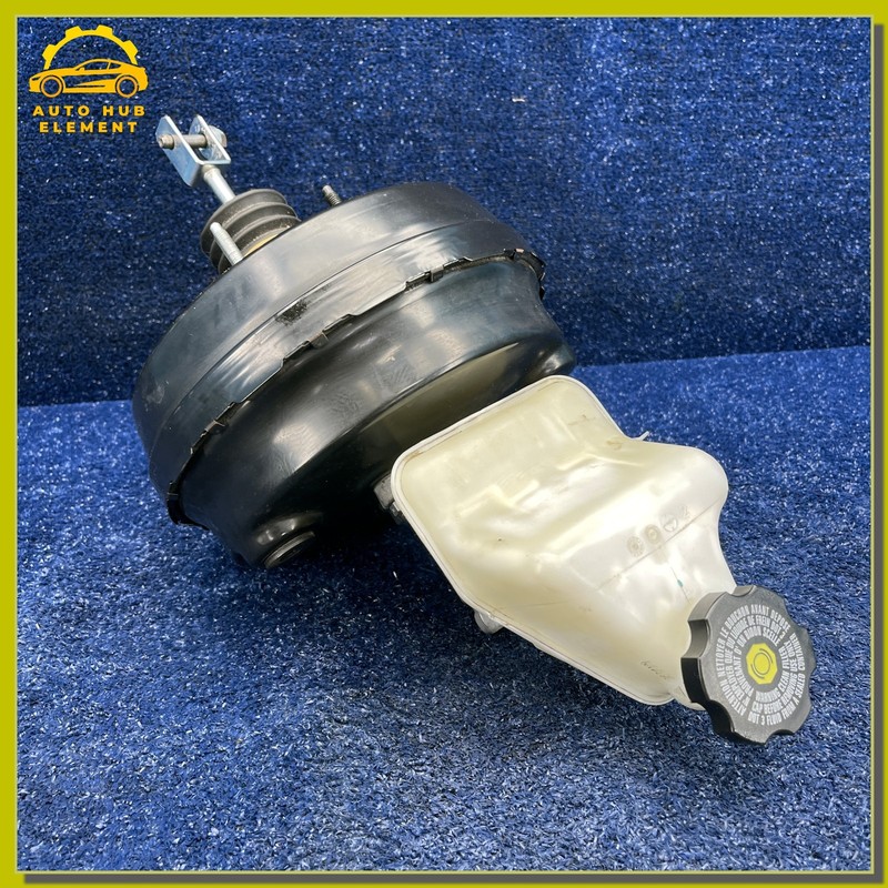 2015-2020 GMC Canyon Brake Booster With Master Cylinder Reservoir OEM 23310419