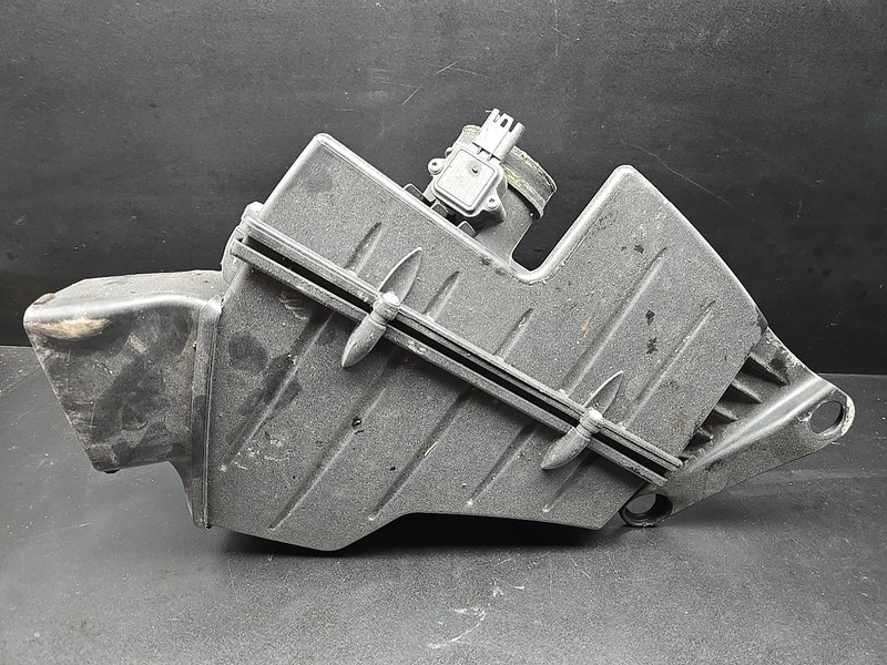 2007-2013 BMW 128i 328i N51 N52 Air Box Filter Cleaner Intake W/ Sensor OEM