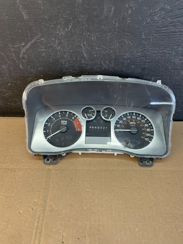 2006 to 2010 Hummer H3 Dash Cluster Gauge Speedometer OEM AC2272 DG