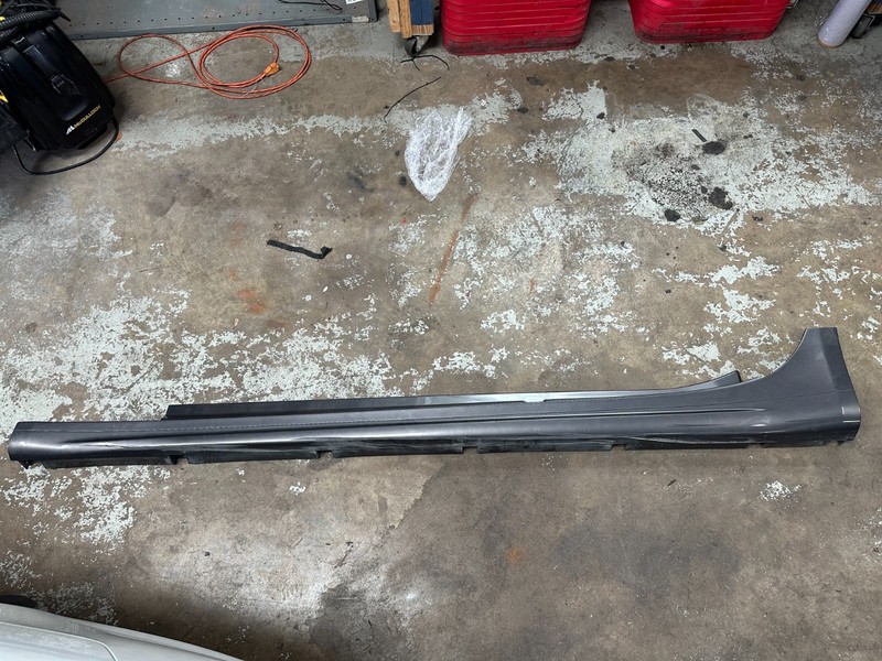 14-24 MASERATI GHIBLI - LEFT DRIVER SIDE SKIRT ROCKER PANEL COVER MOLDING OEM