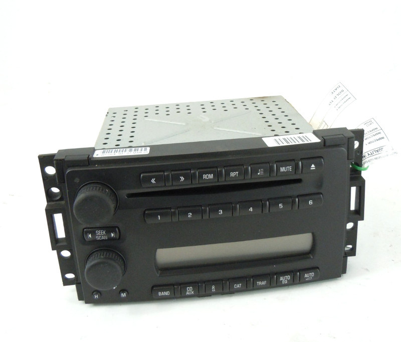 2005-2007 Saturn Relay AM FM Radio Cassette CD Disc Player Receiver OEM