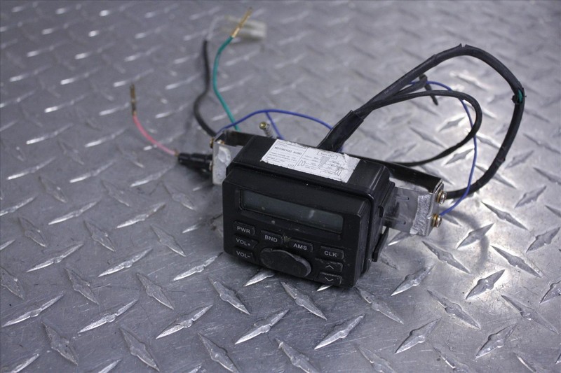 1998 SUZUKI GSX R 750 AUDIO RADIO FM AM CONTROLLER REMOTE GSXR750 98
