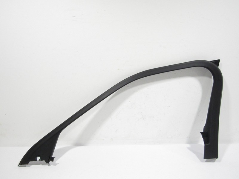 23-25 Polestar 2 2024 Front Right Passenger Door Window Frame Trim Cover *:Y