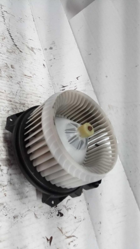 Used HVAC Blower Motor fits: 2016 Toyota Corolla w/o cold climate package Grade