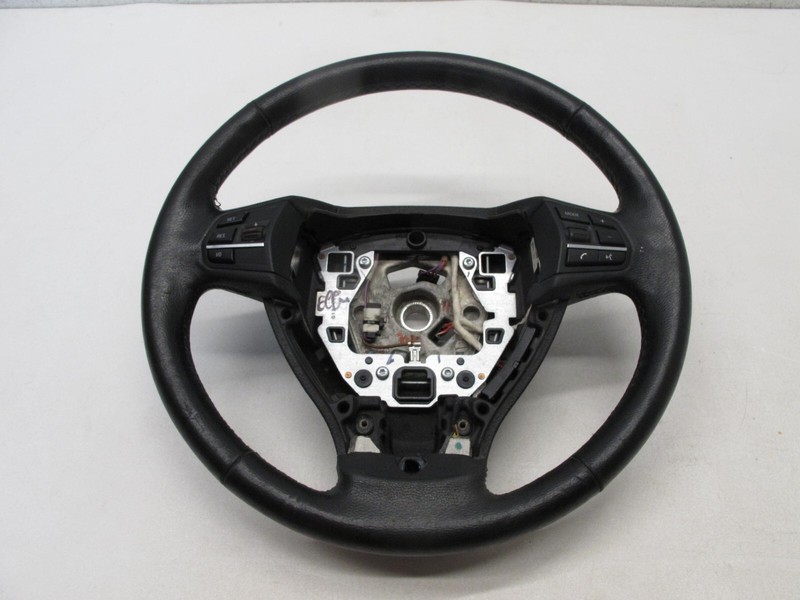 09-17 BMW F10 528i 740i DRIVER STEERING WHEEL NO BUTTON SWITCH OEM 111224