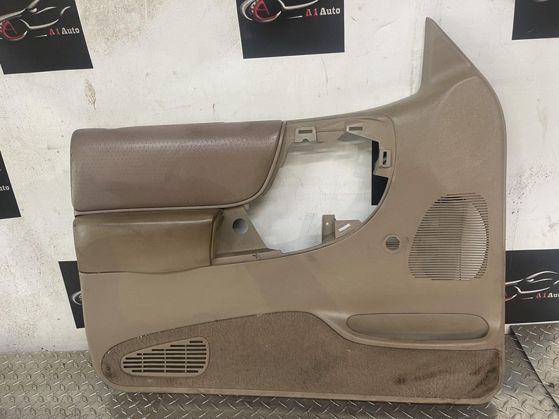 1998 - 2000 Ford Ranger Mazda B2500 Front Left Driver Door Panel Beige Oem