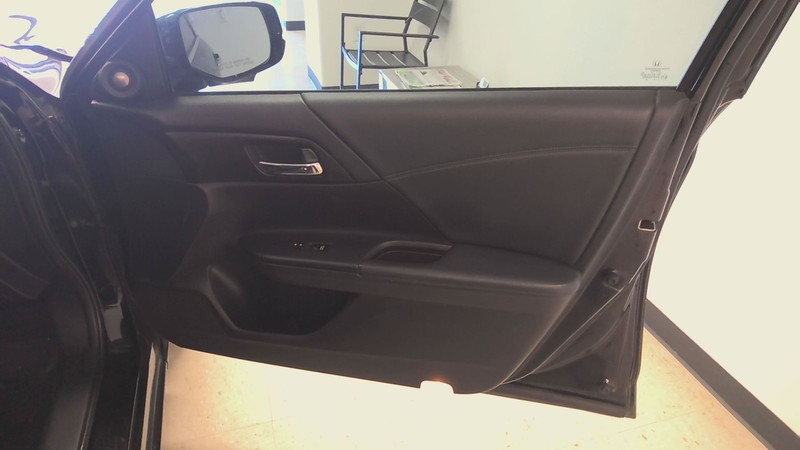 Front Door Trim Panel HONDA ACCORD Right 15 16 17 14 13