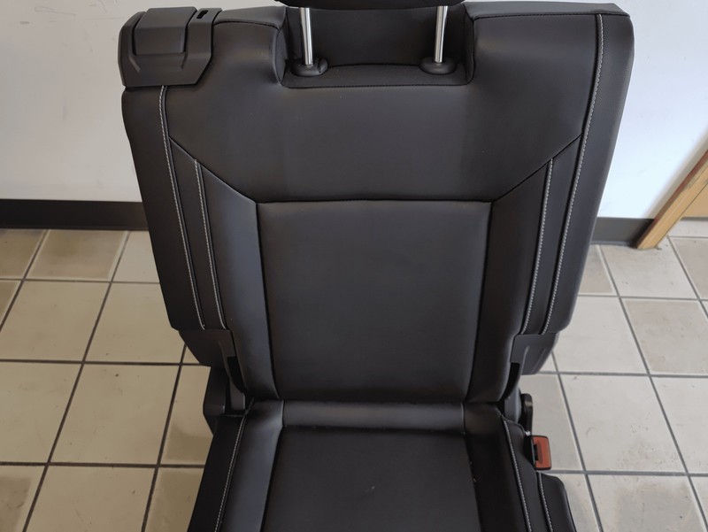 2021 VOLKSWAGEN ATLAS REAR 3RD ROW RIGHT SIDE SEAT CUSHION COMPLETE OEM