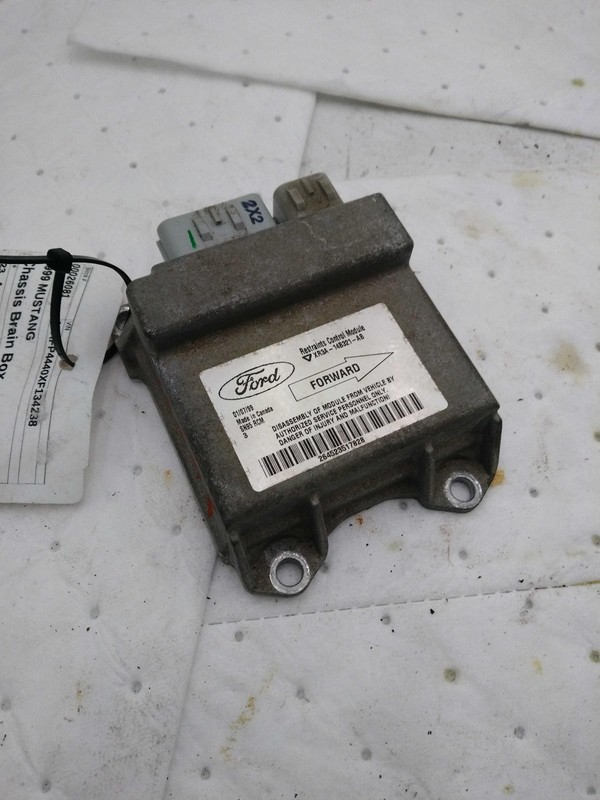 Used Air Bag Module fits: 1999 Ford Mustang Air Bag below center dash Grade A
