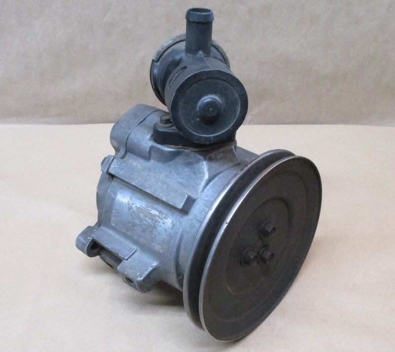 1986-1993 FORD SMOG AIR PUMP 612R-7801153 W/PULLEY D7ZE-9B447-AA & E1TE-9B289-EB
