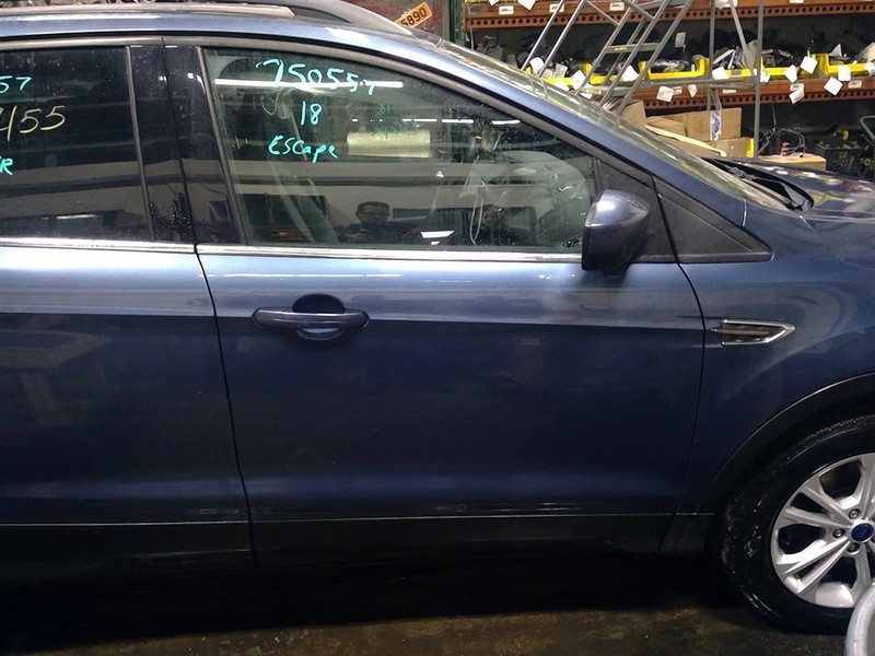 Passenger Front Door Electric Windows Fits 16-19 ESCAPE 1724425