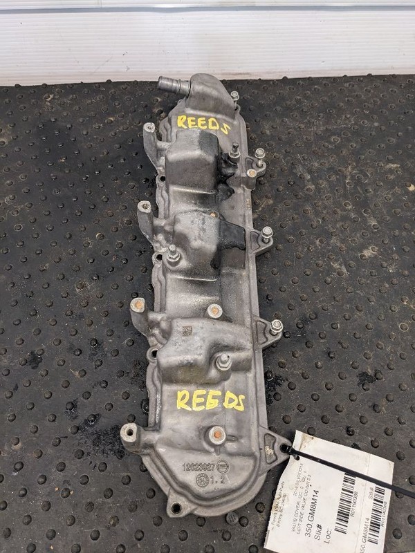 Left Driver LH GM Chevrolet 5.3L 6.2L Gen 5 LT Genuine OEM Valve Cover 1190388