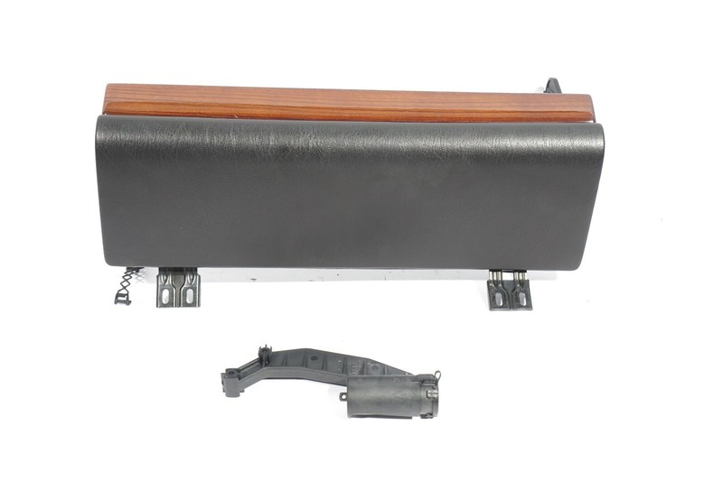94 95 96 97 98 99 MERCEDES S350D S500 W140 GLOVE BOX DOOR LID OEM